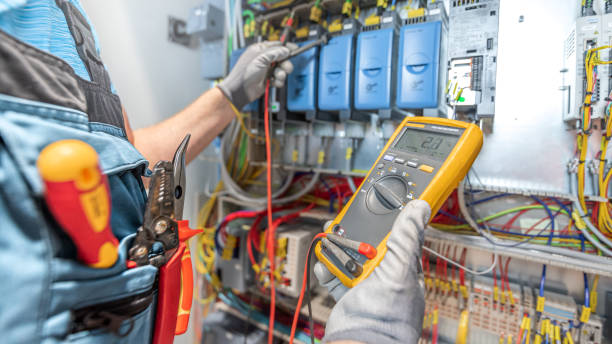 Best Electrical Outlet Repair  in Clifton, TN